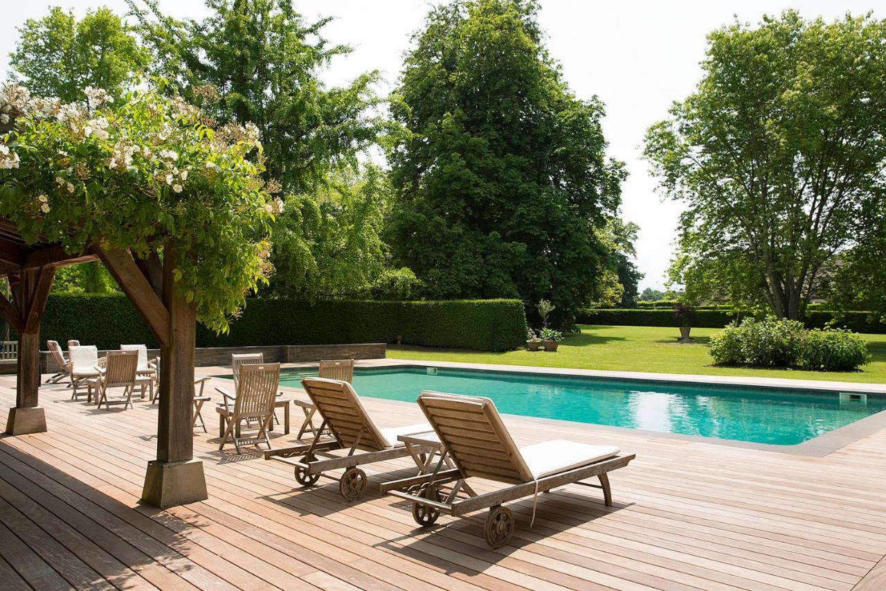 Chateau De Beneauville Bed & Breakfast Petiville  Eksteriør bilde